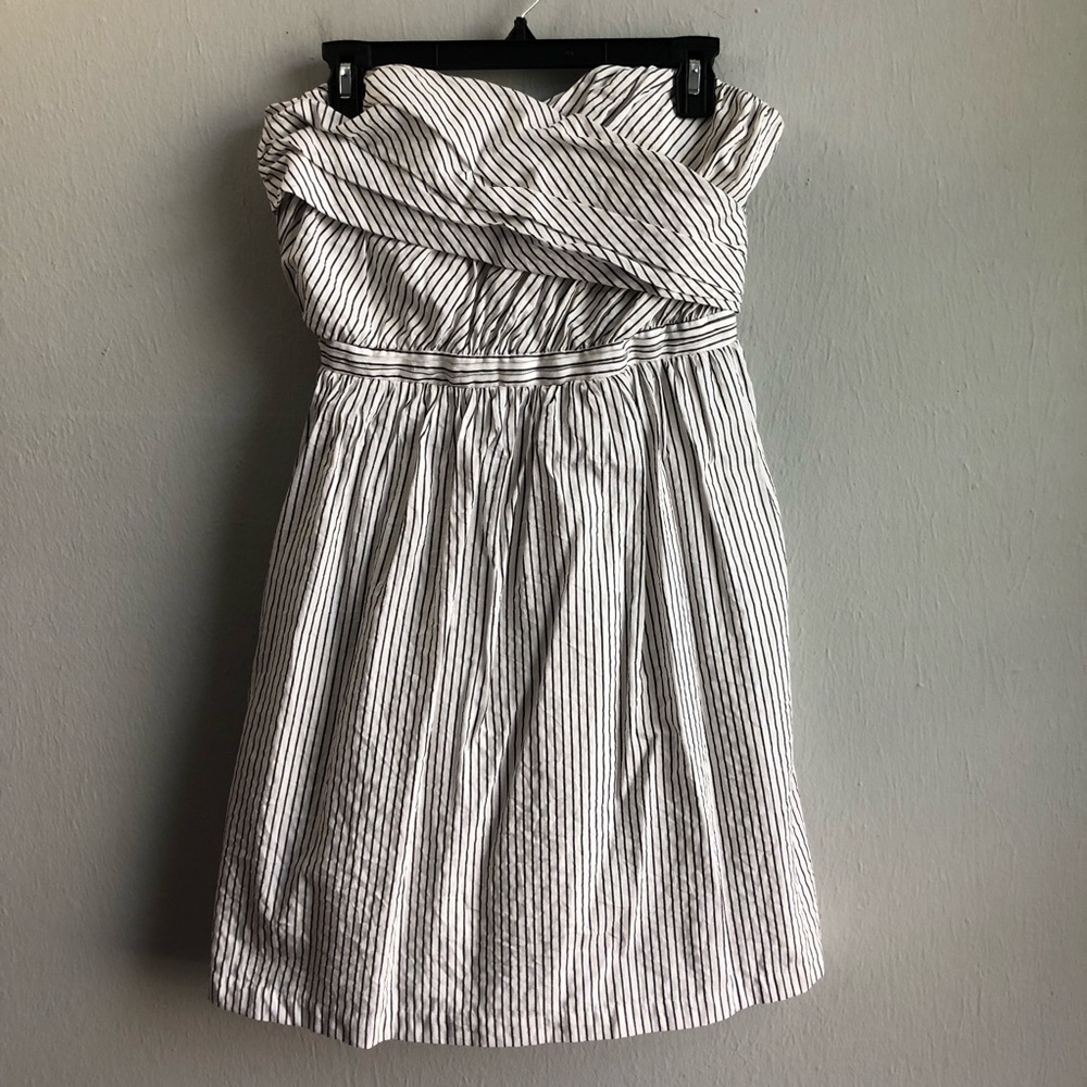 Aryn K ruched bodice strapless dress M stripes.